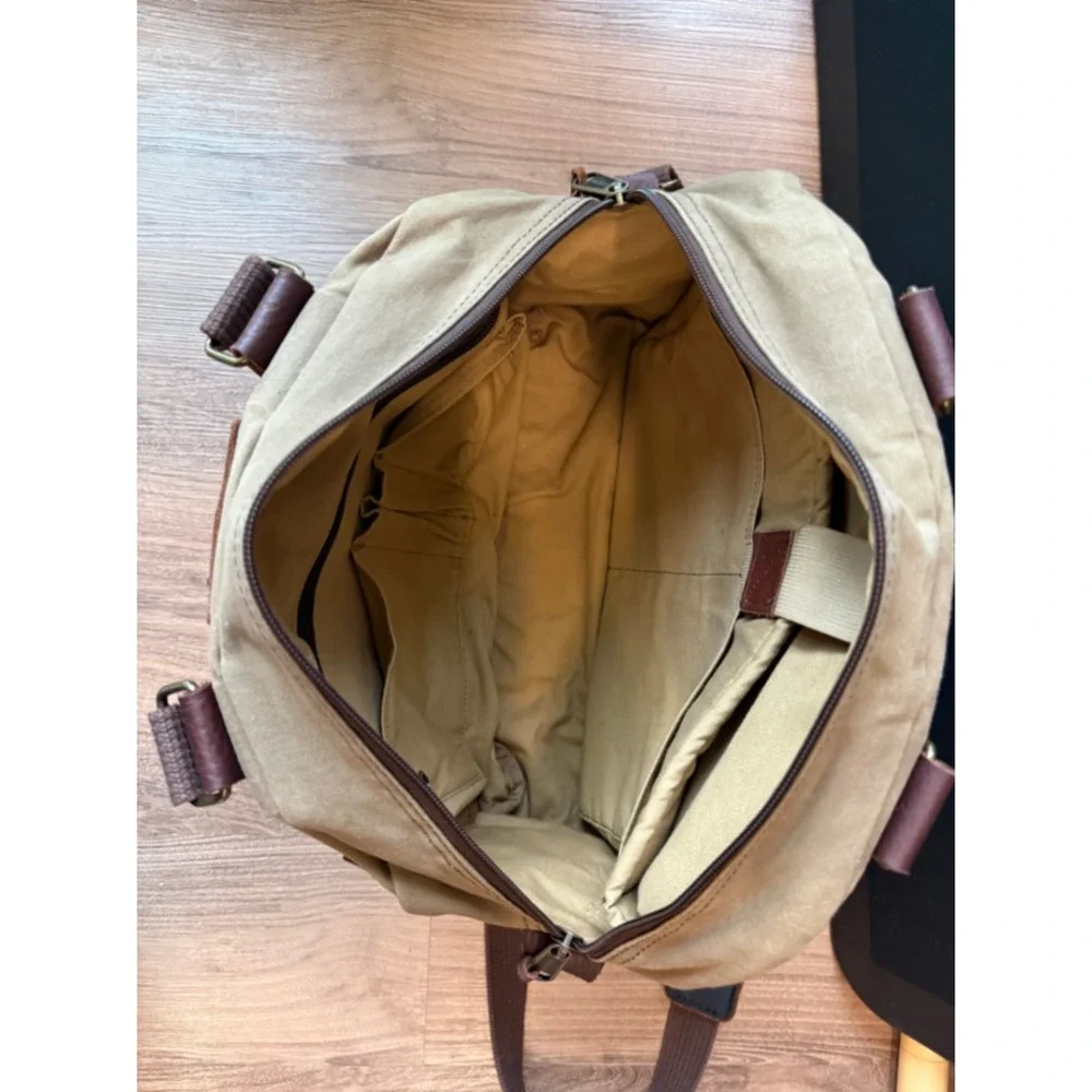 Duluth Trading Co Khaki Oilcloth Canvas Leather Trim Messenger Laptop Bag Field